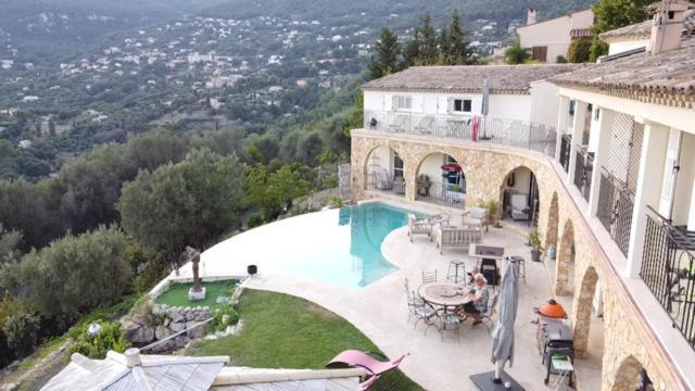 Le Clos Des Senteurs De Chateauneuf De Grasse Hotel Buitenkant foto